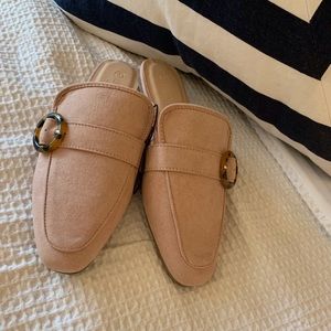 Lilly Morgan blush pink mule flats.